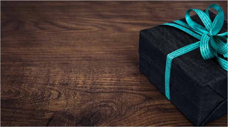 Things to Consider When Choosing a Corporate Gift